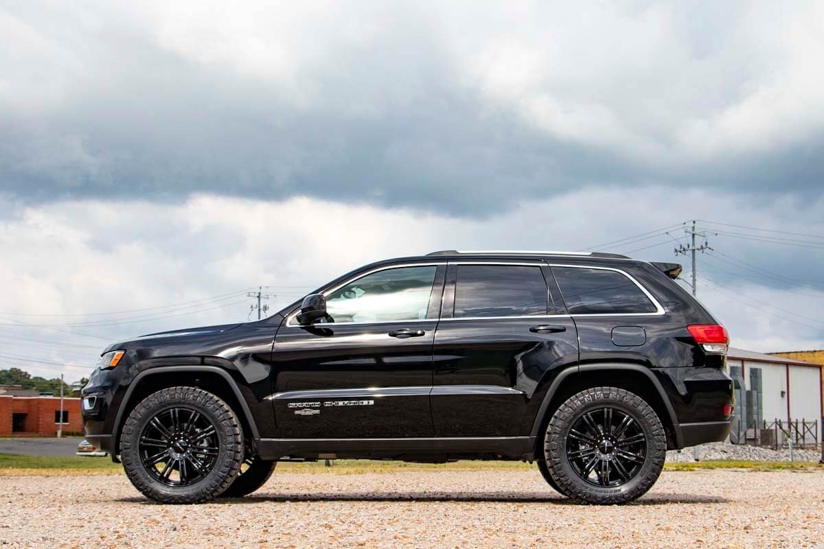 Jeep Grand 2.5 Inch Lift Kit | N3 Struts | Cherokee 4WD (2016-2022) - Image 4